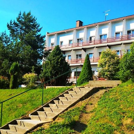 Hotel Osrodek Wypoczynkowy " Bieszczady" à Myczkowce Extérieur photo