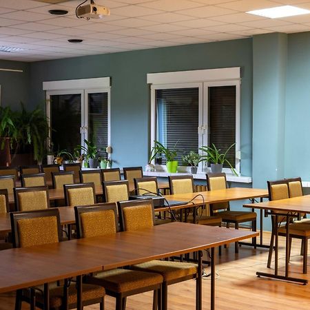 Hotel Osrodek Wypoczynkowy " Bieszczady" à Myczkowce Extérieur photo
