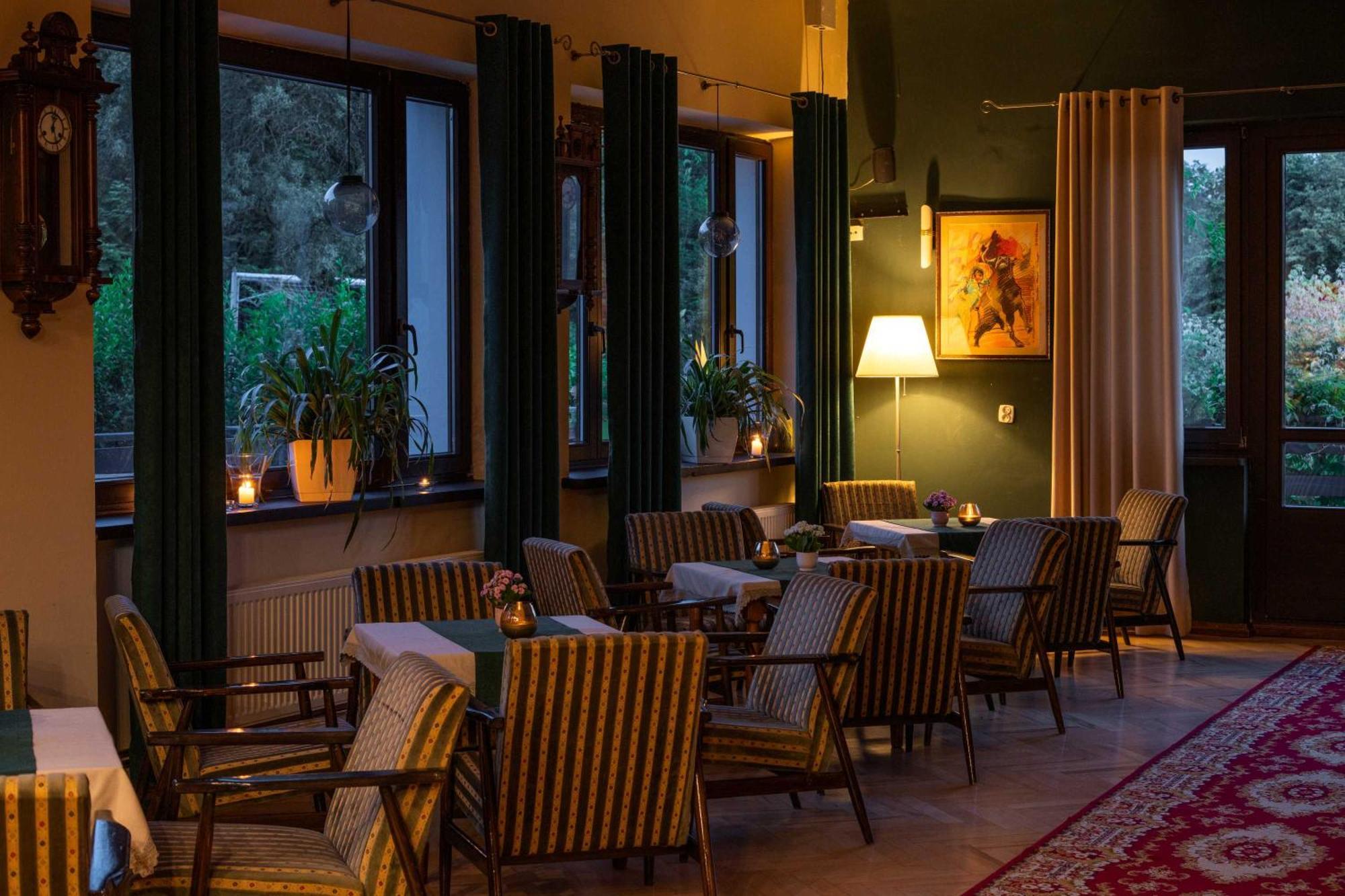 Hotel Osrodek Wypoczynkowy " Bieszczady" à Myczkowce Extérieur photo
